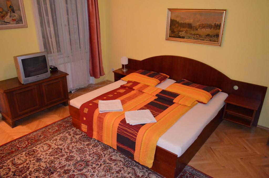 קרלובי וארי Ab Apartments חדר תמונה