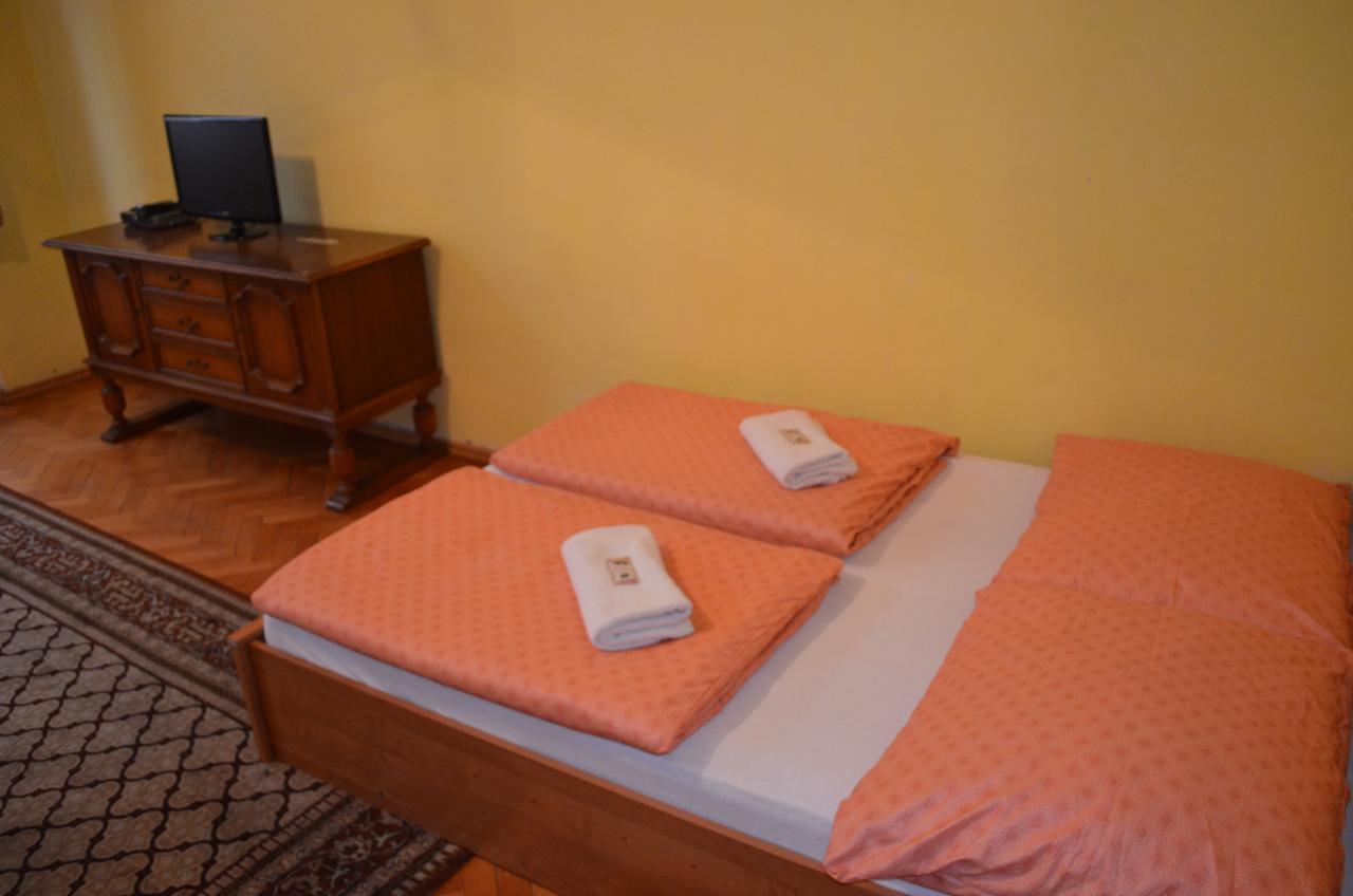 קרלובי וארי Ab Apartments מראה חיצוני תמונה