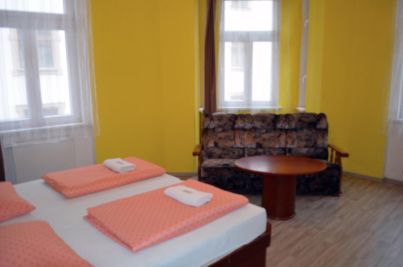 קרלובי וארי Ab Apartments מראה חיצוני תמונה